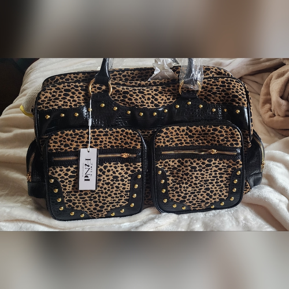 The find cheeta duffle bag